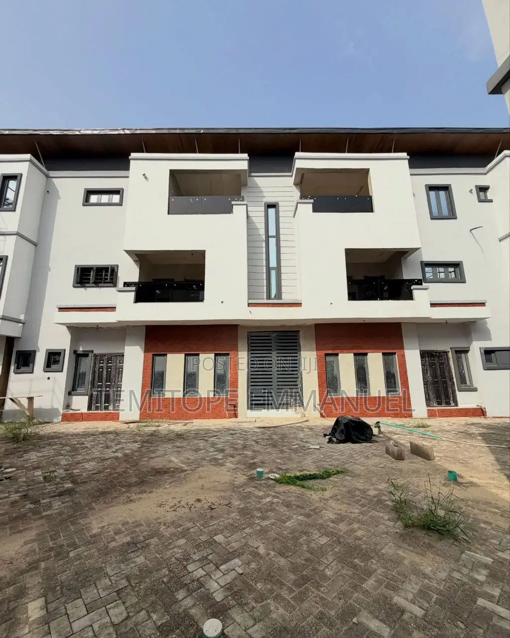 Furnished 4bdrm Duplex in Ajao Estate Airport for sale