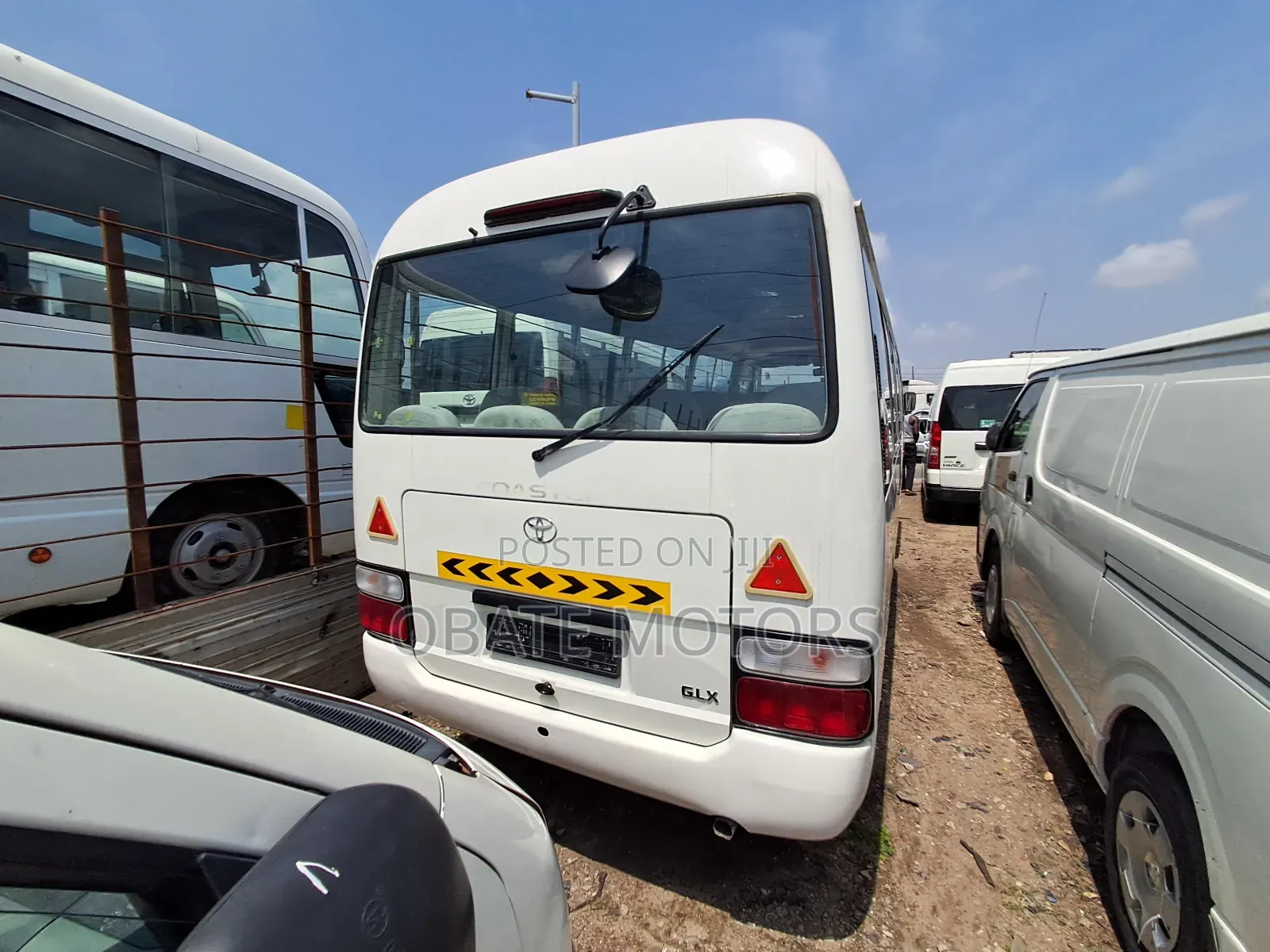 Toyota HiAce 2015 White