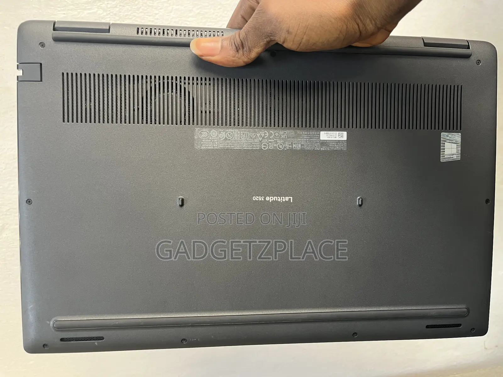 Laptop Dell Latitude 3520 8GB Intel Core I3 SSD 256GB