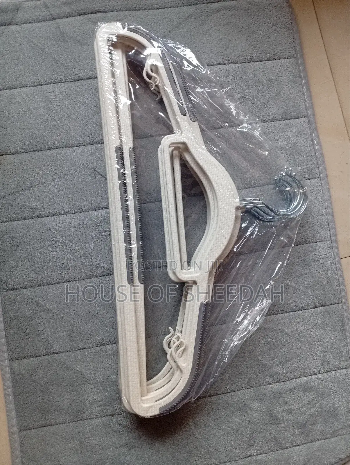 10pcs Multi-Functional Plastic Non-Slip Clothes Hangers