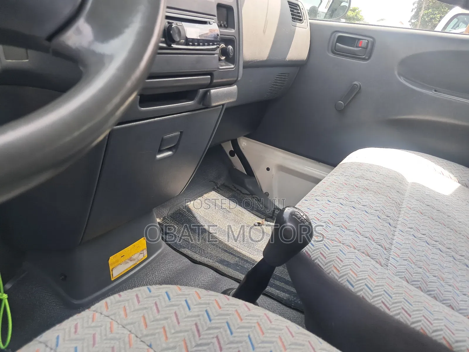 Toyota HiAce 2010 White