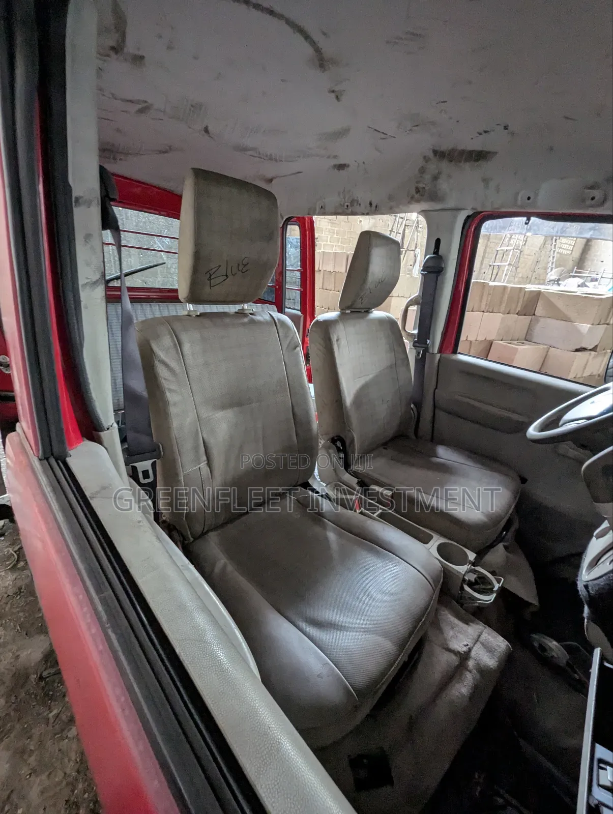 Suzuki APV Minibus 2012 Red