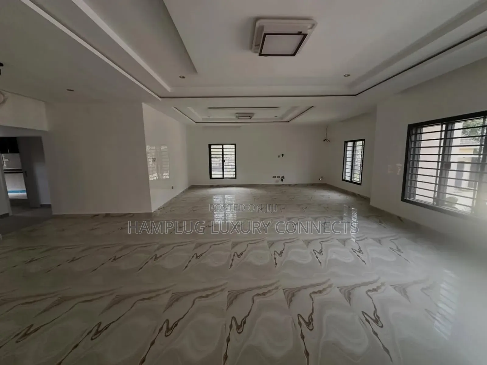 Furnished 5bdrm Duplex in Apo Legislative for sale