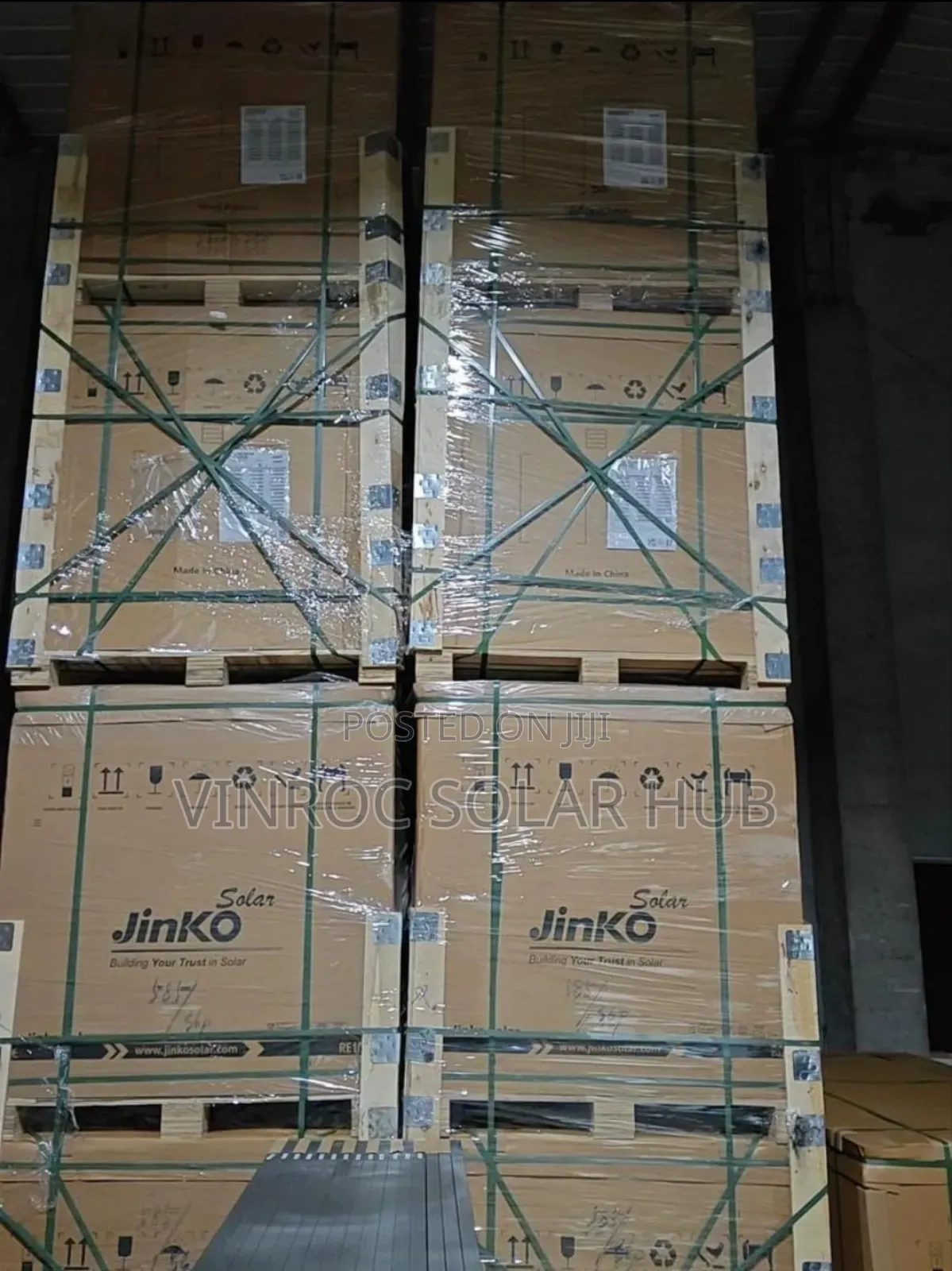 585w Jinko Solar Panels