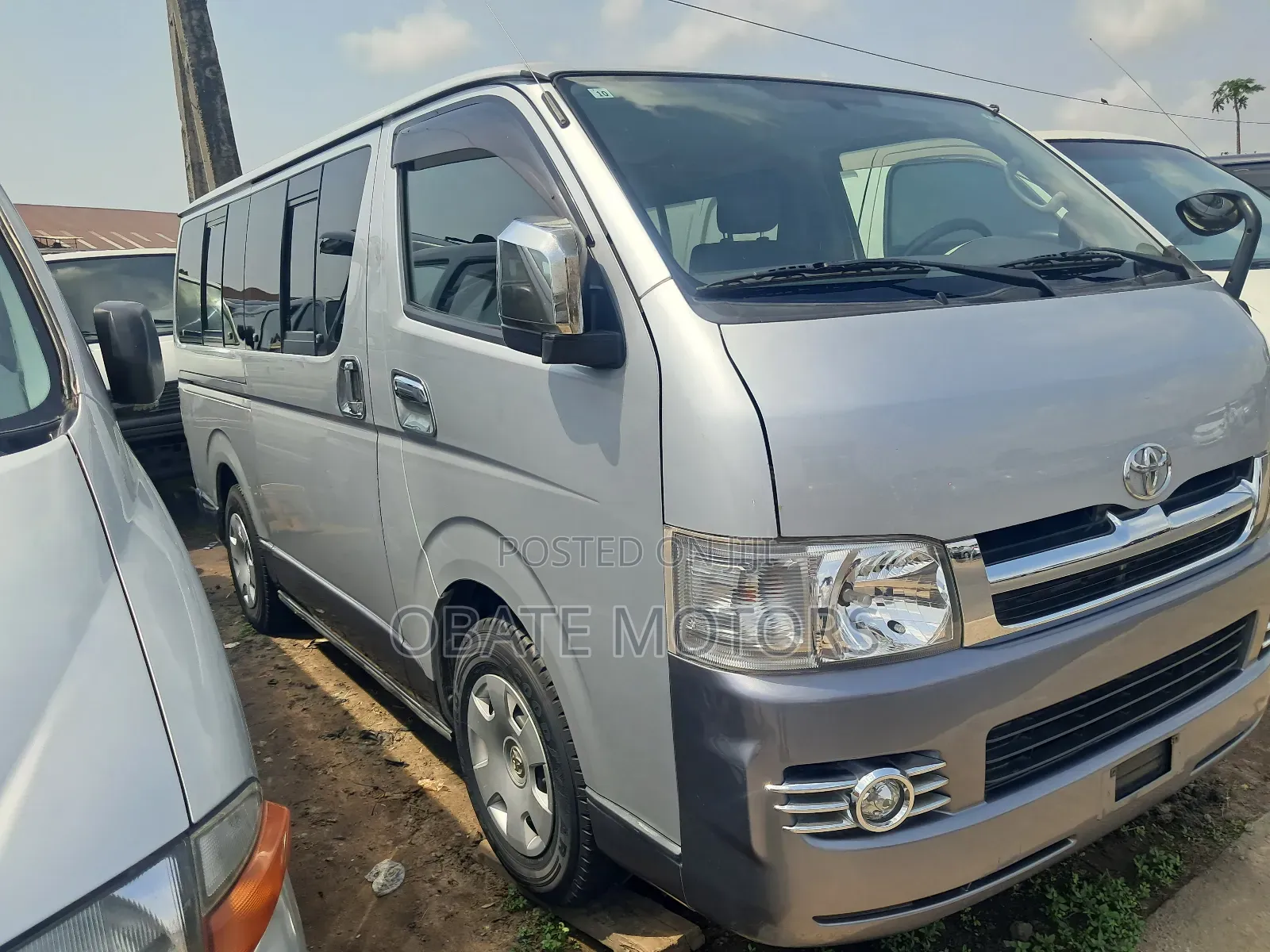 Toyota HiAce 2012 Grey