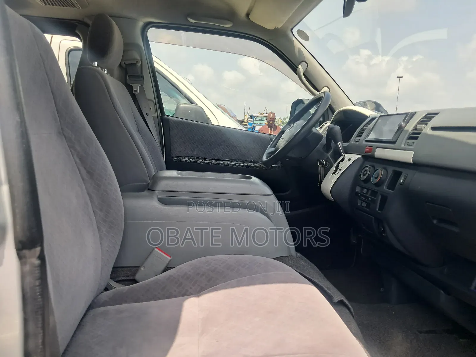 Toyota HiAce 2012 Grey