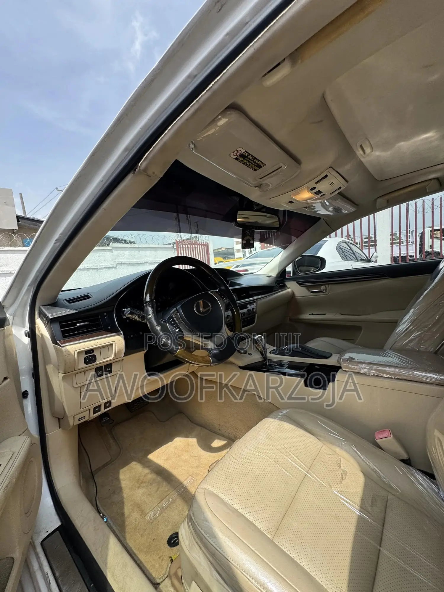 Lexus ES 350 FWD 2014 White