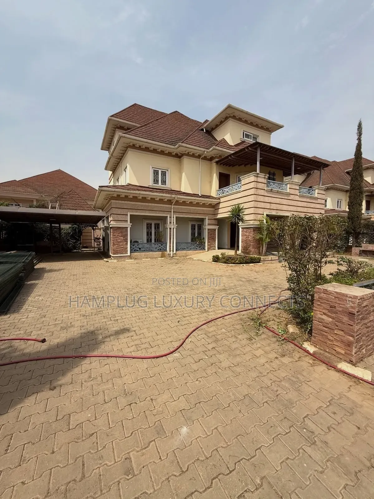 Furnished 5bdrm Villa in Maitama for sale