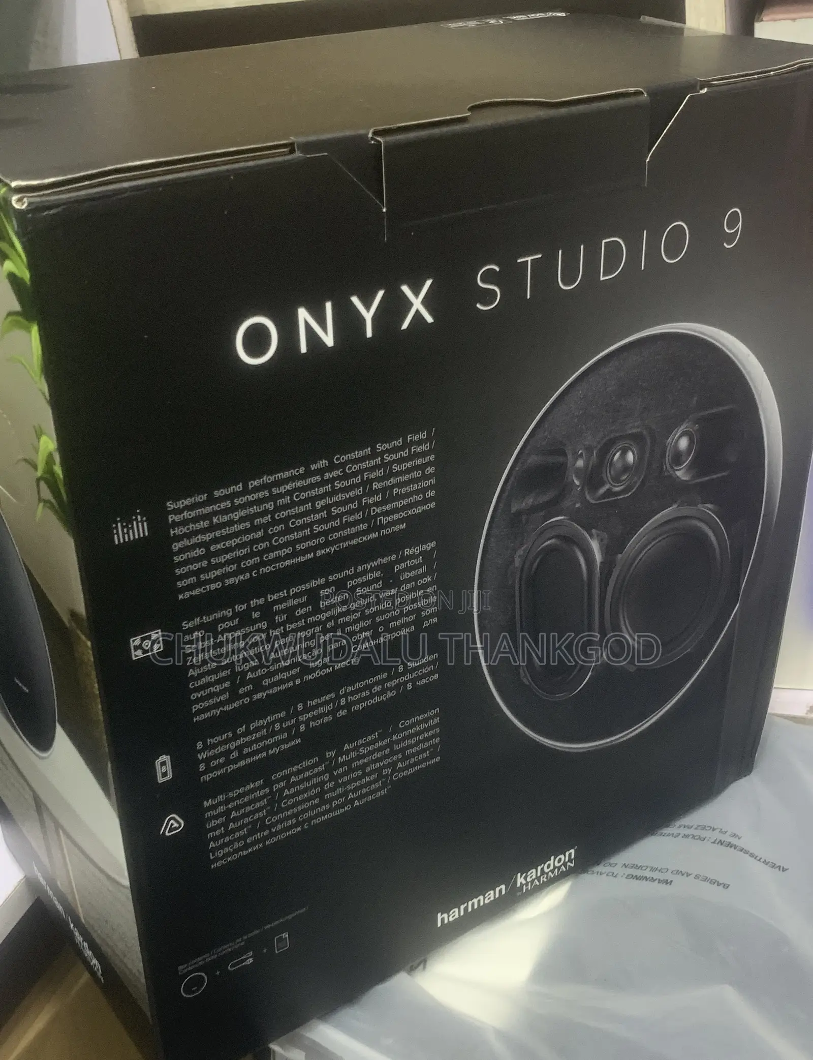 Onyx Studio9