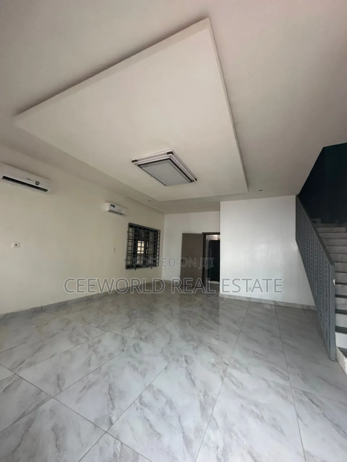 4bdrm Duplex in Alalubosa Gra for sale