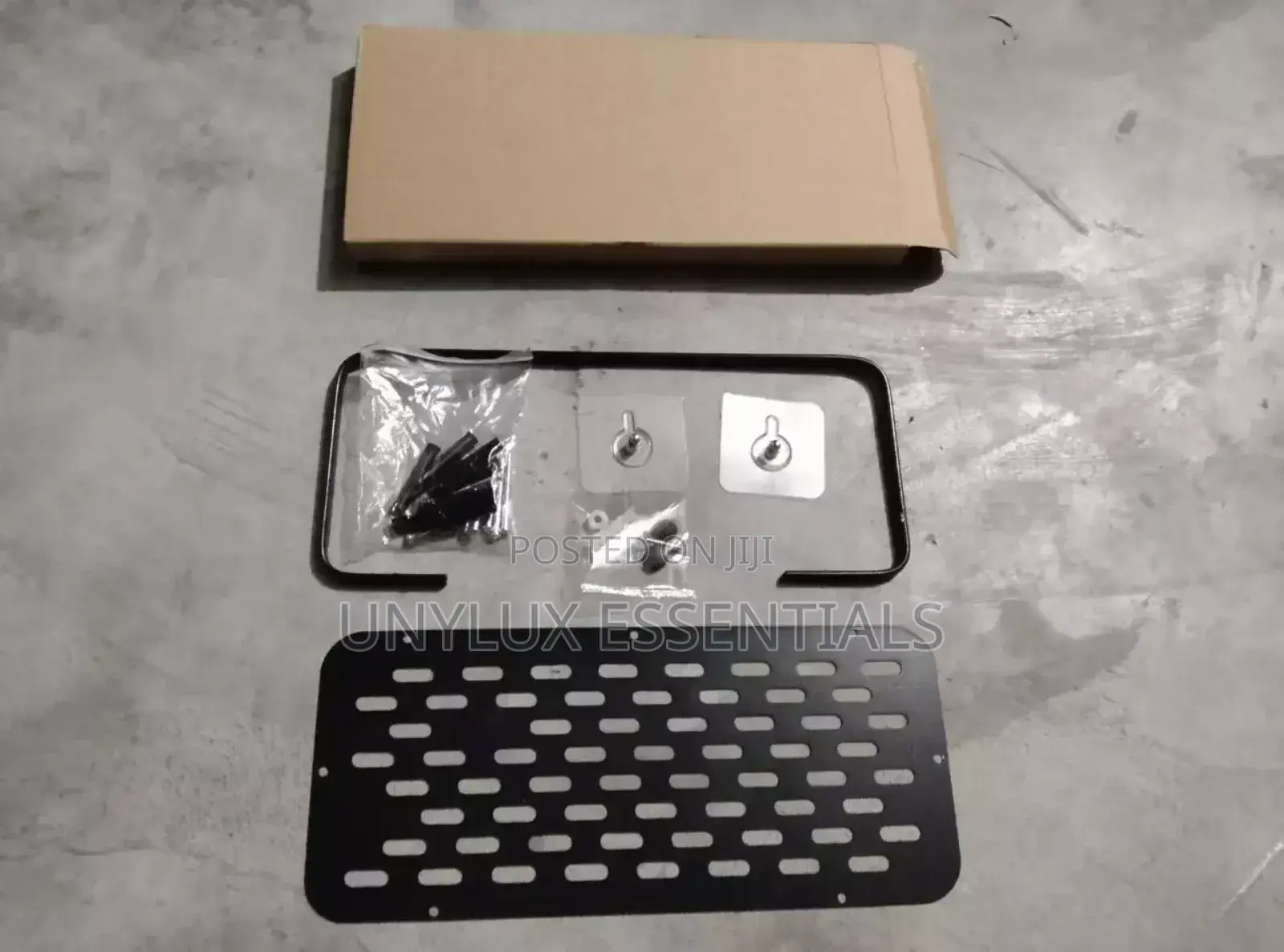 Single Black Aluminum Wall Rack