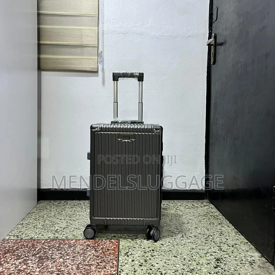Soil Gray Suitcase for International Travel