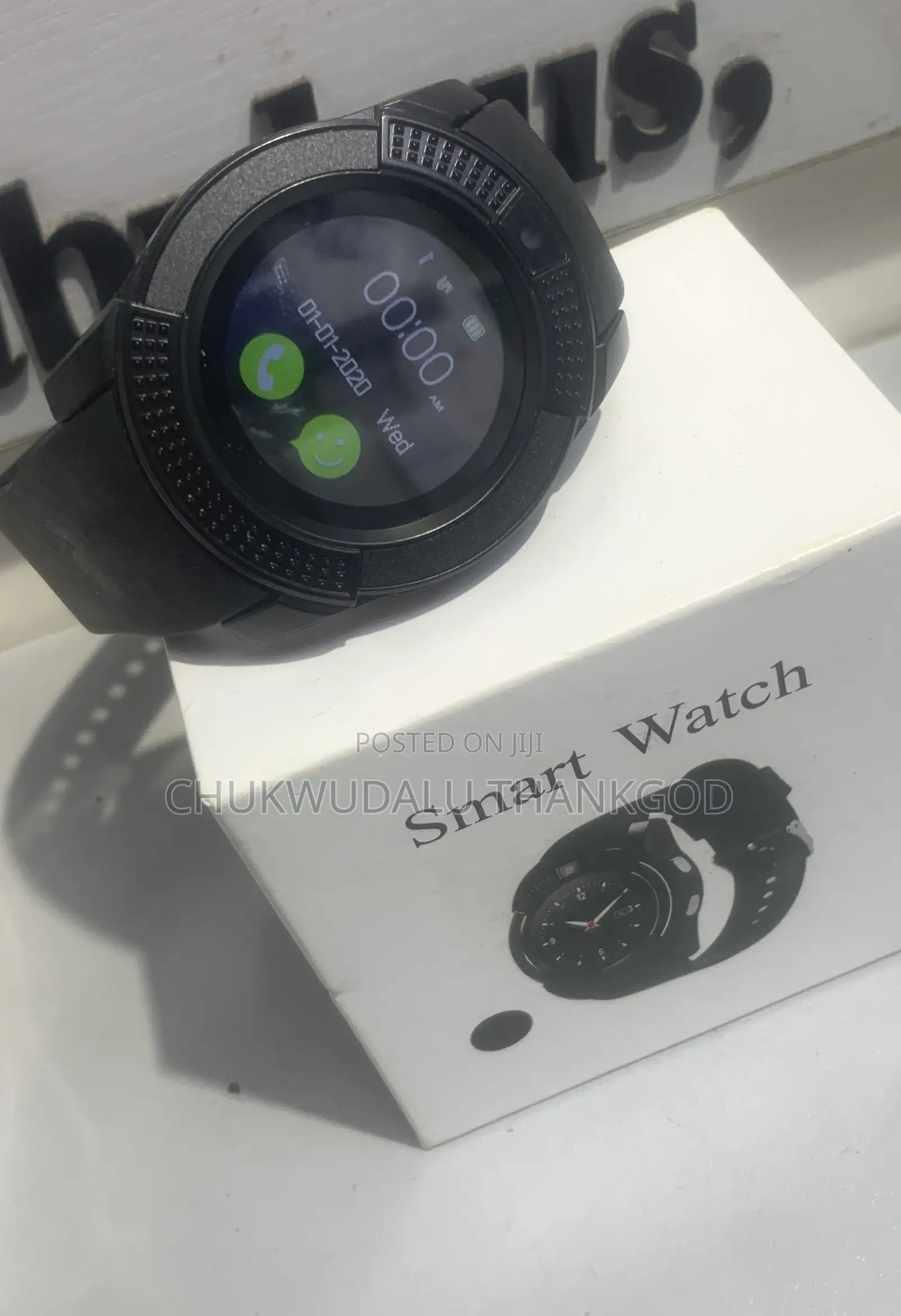 V8 Smartwatch