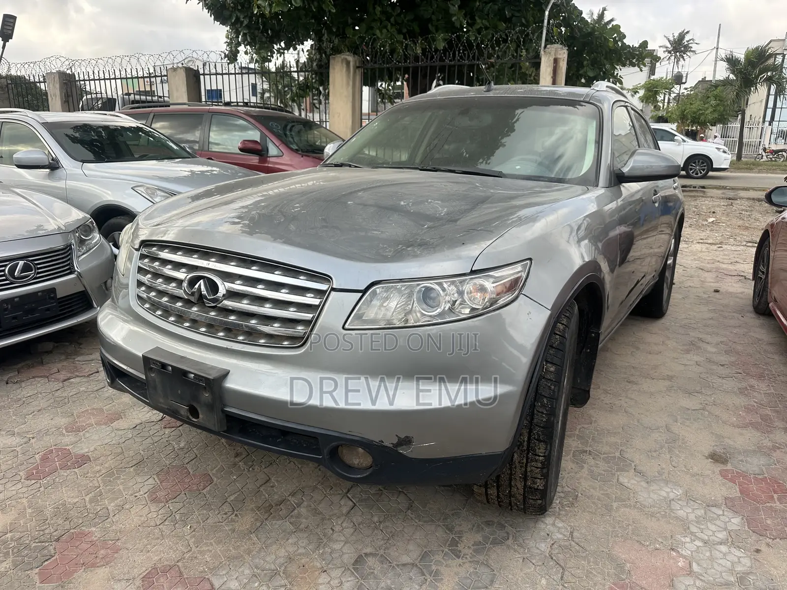 Infiniti FX35 Base 4x4 (3.5L 6cyl 5A) 2007 Gray