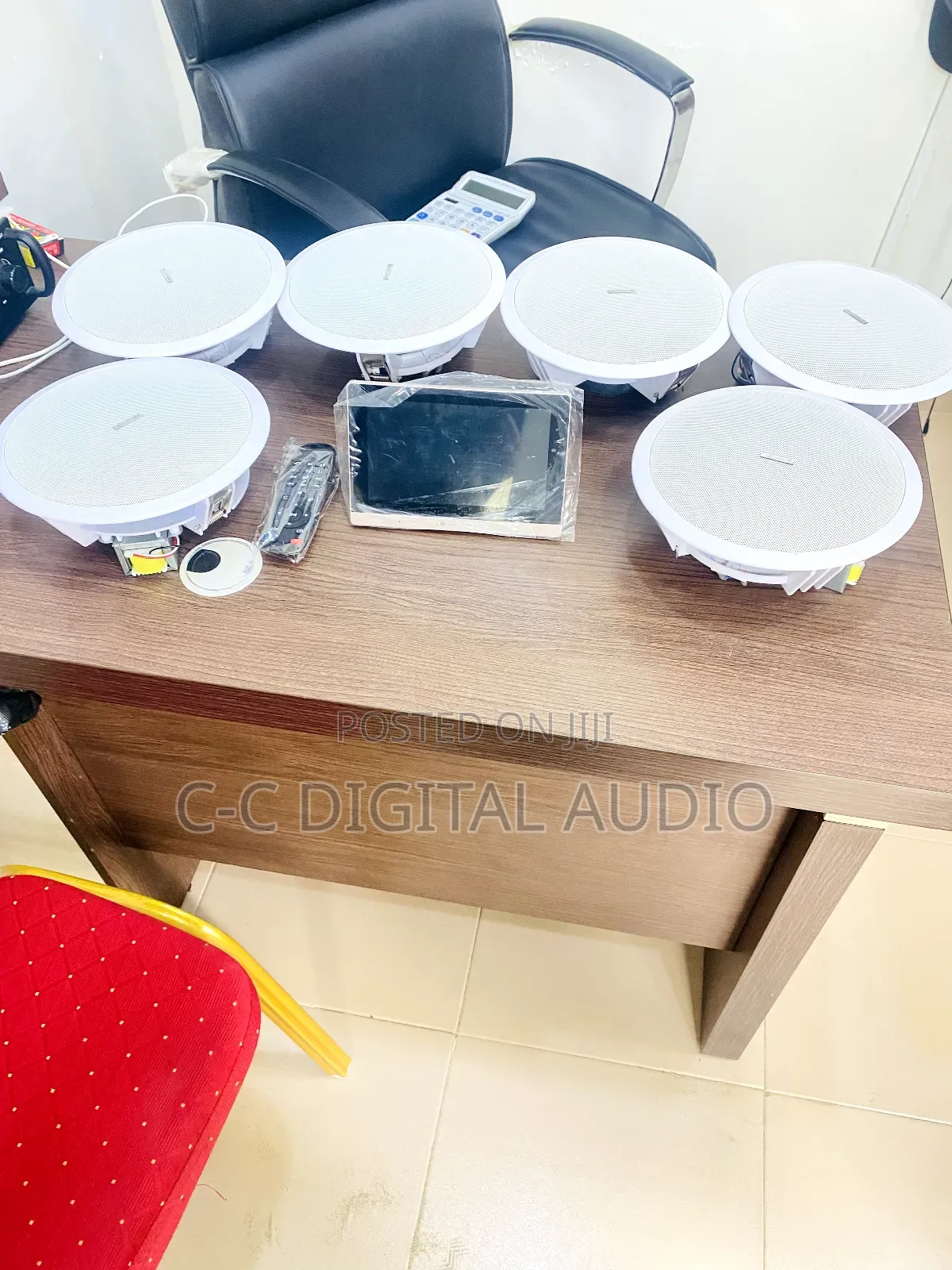 6 Ceiling Speakers and Smart 7 Inches Android Amplifier