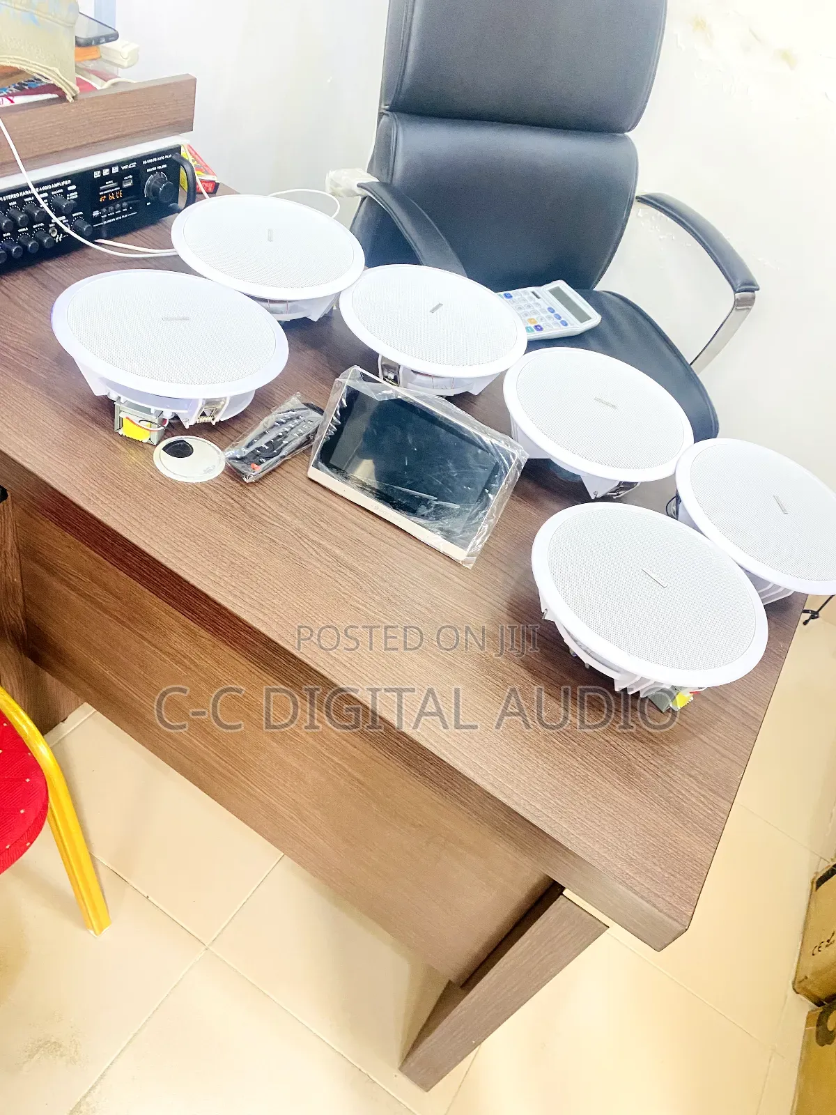 6 Ceiling Speakers and Smart 7 Inches Android Amplifier