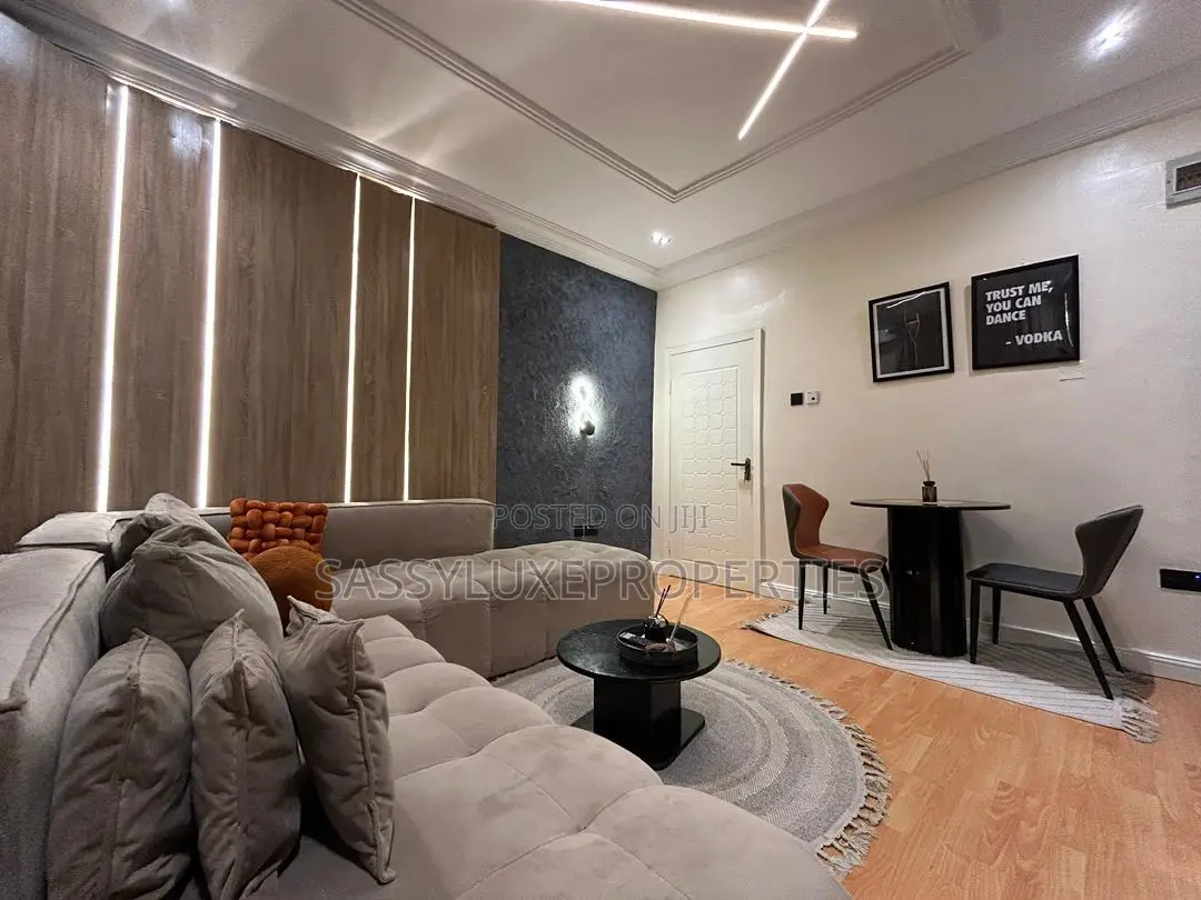 Luxury 1 Bedroom Apartment