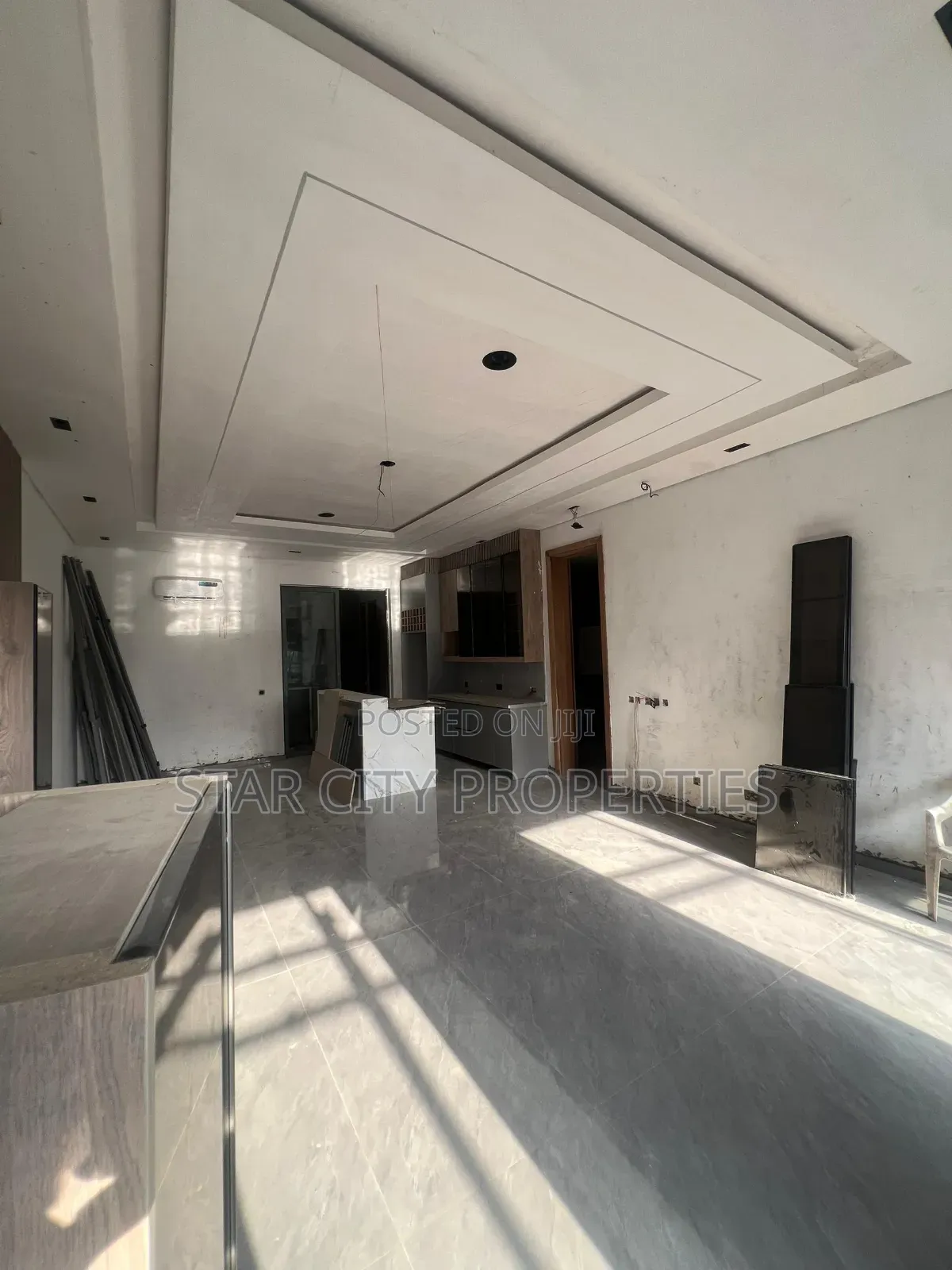 3bdrm Apartment in Ikeja Lagos for sale