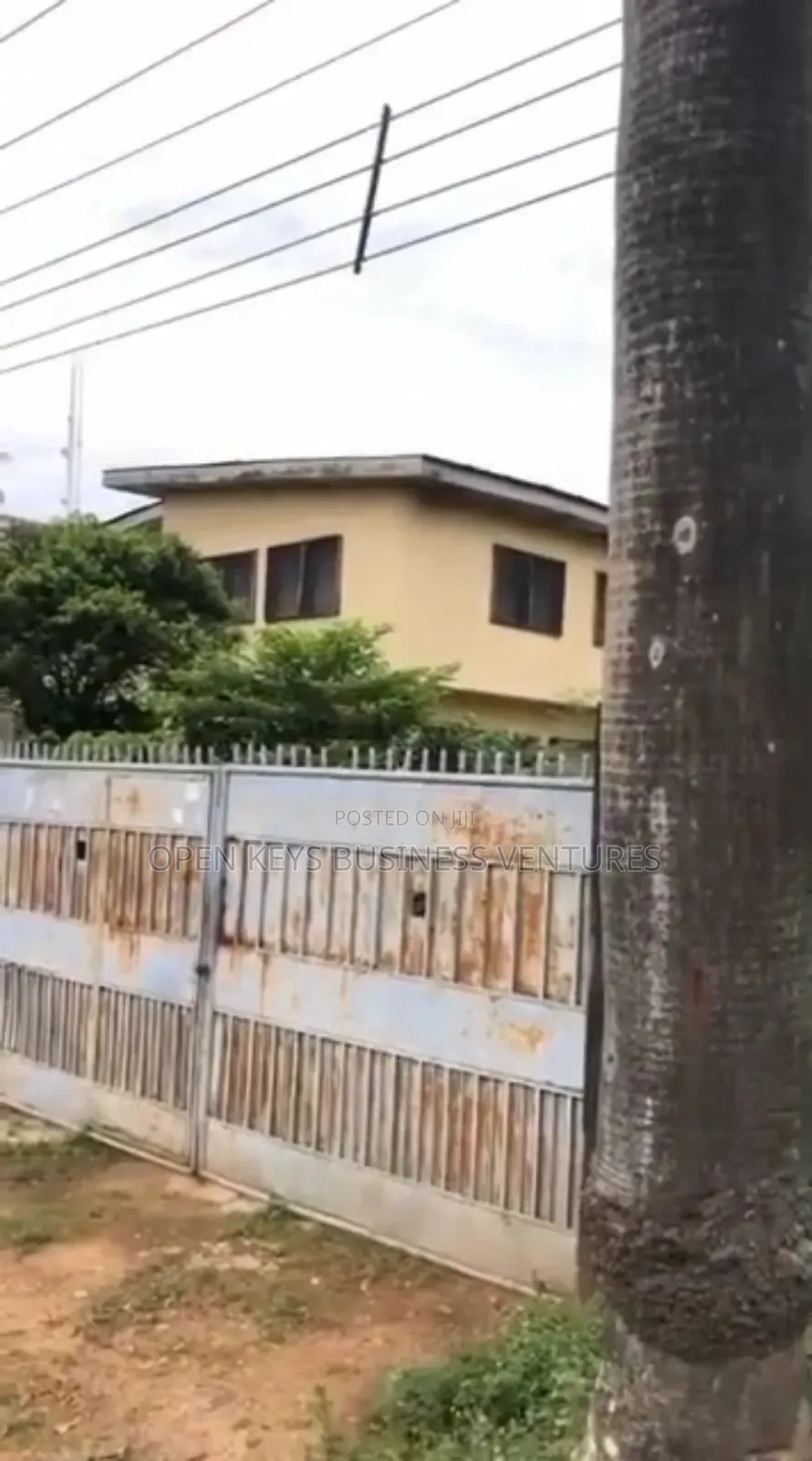 8bdrm Duplex in Total Garden, Agodi for sale