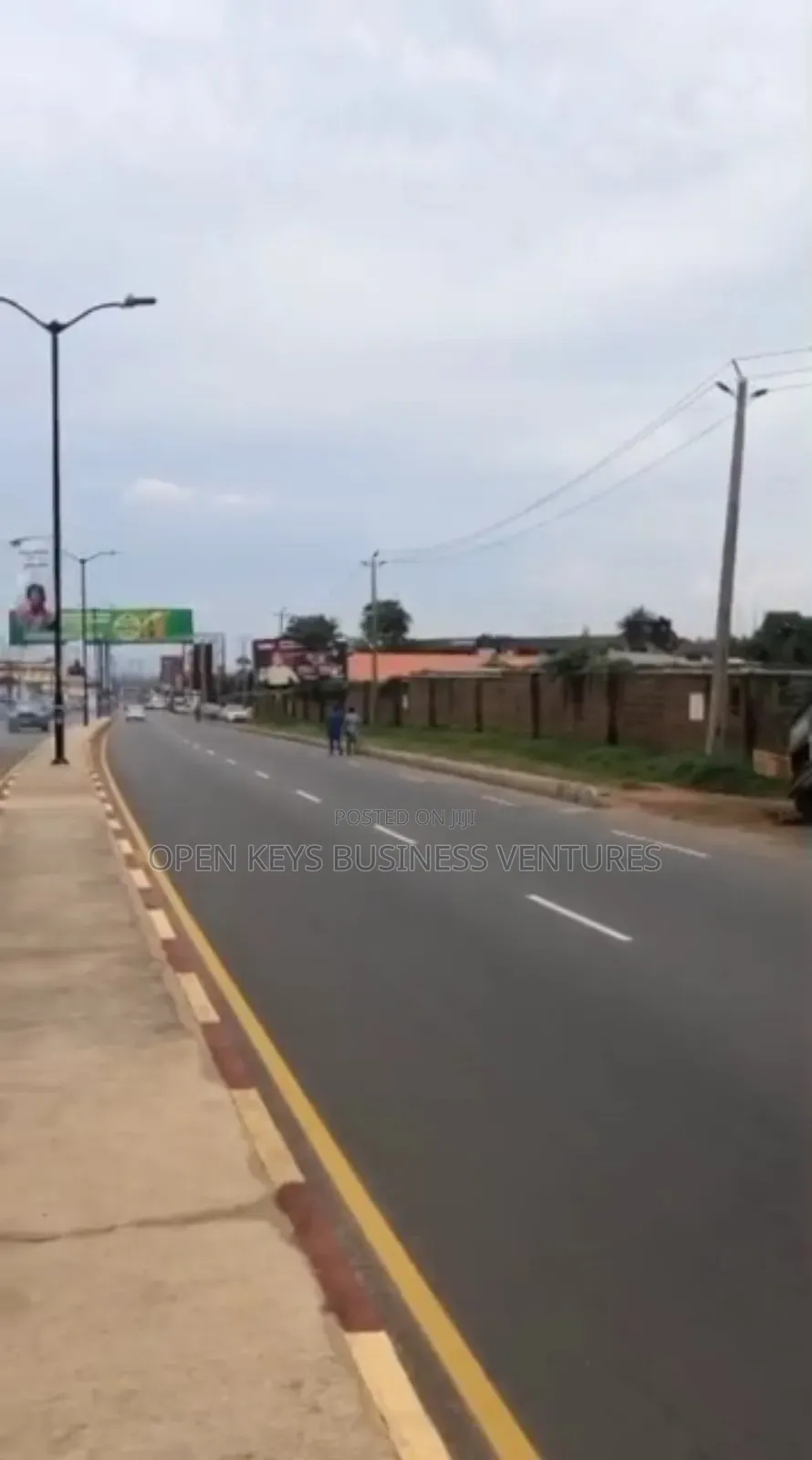 8bdrm Duplex in Total Garden, Agodi for sale