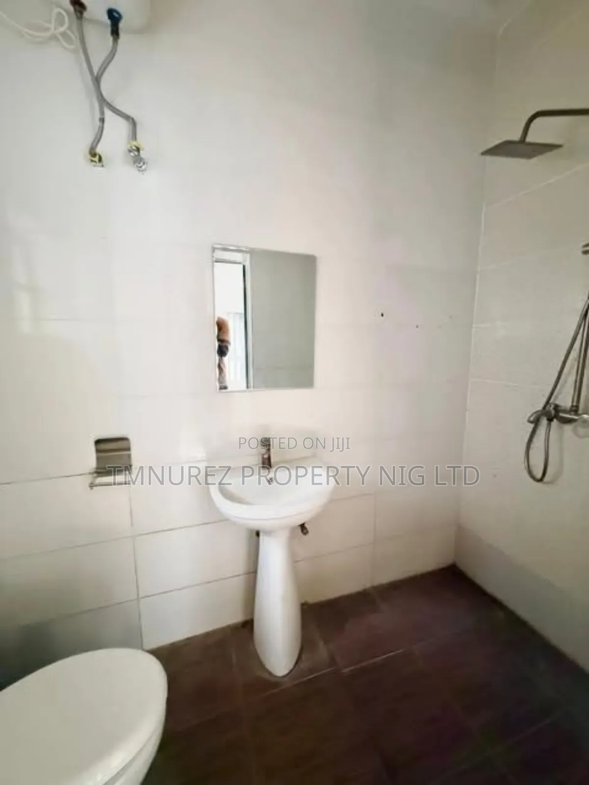 3bdrm Apartment in Ikate for rent