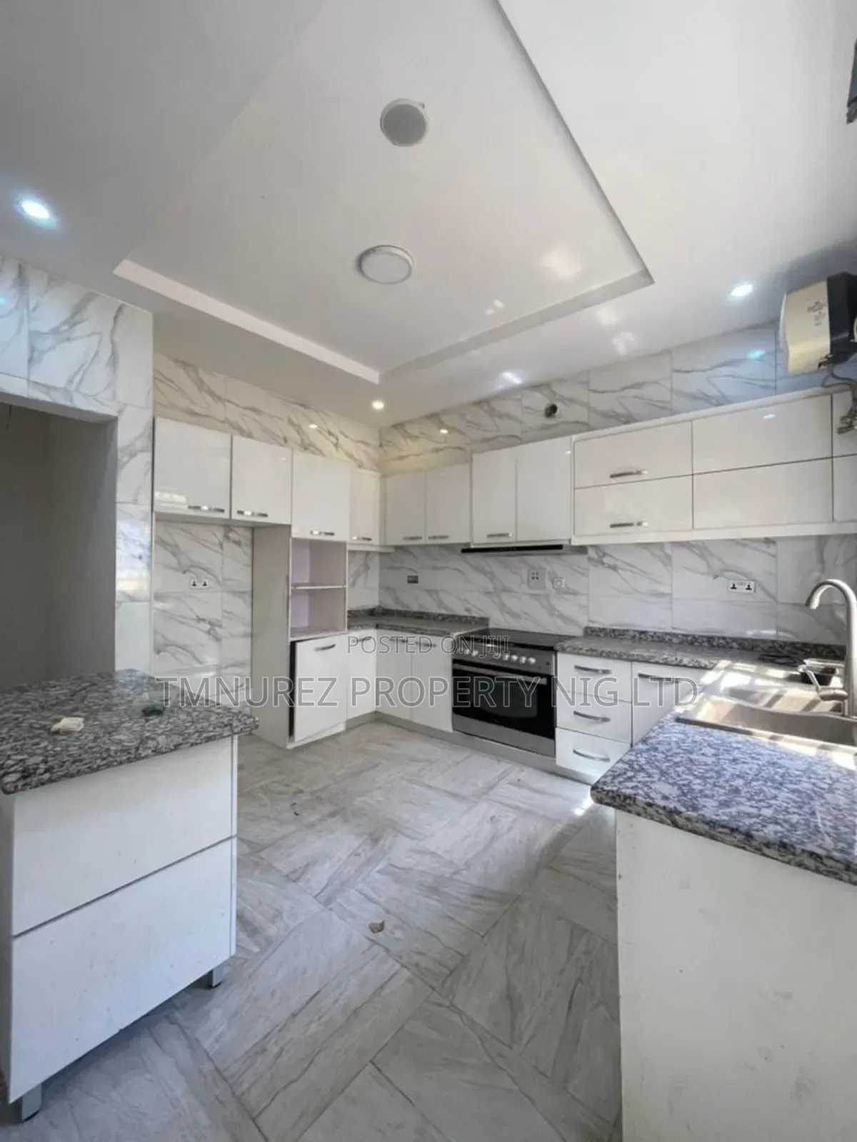 4bdrm Duplex in Oral Estate, Chevron for rent