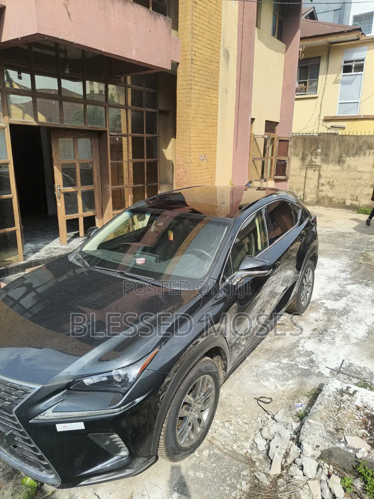 Nx300h  2022 Roof Glass