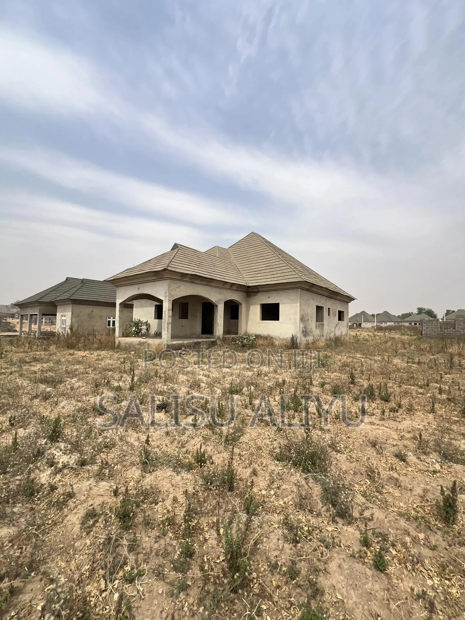 3bdrm Bungalow in Life Camp for sale