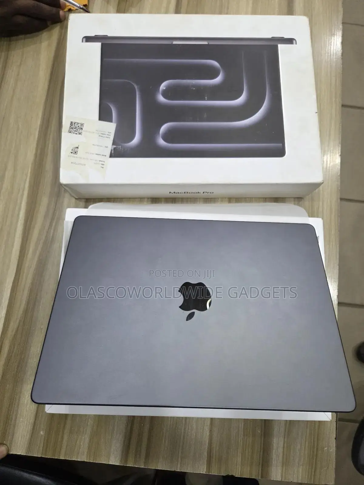 Laptop Apple MacBook Pro 2024 M4 14-inch 16GB Apple M4 SSD 512GB