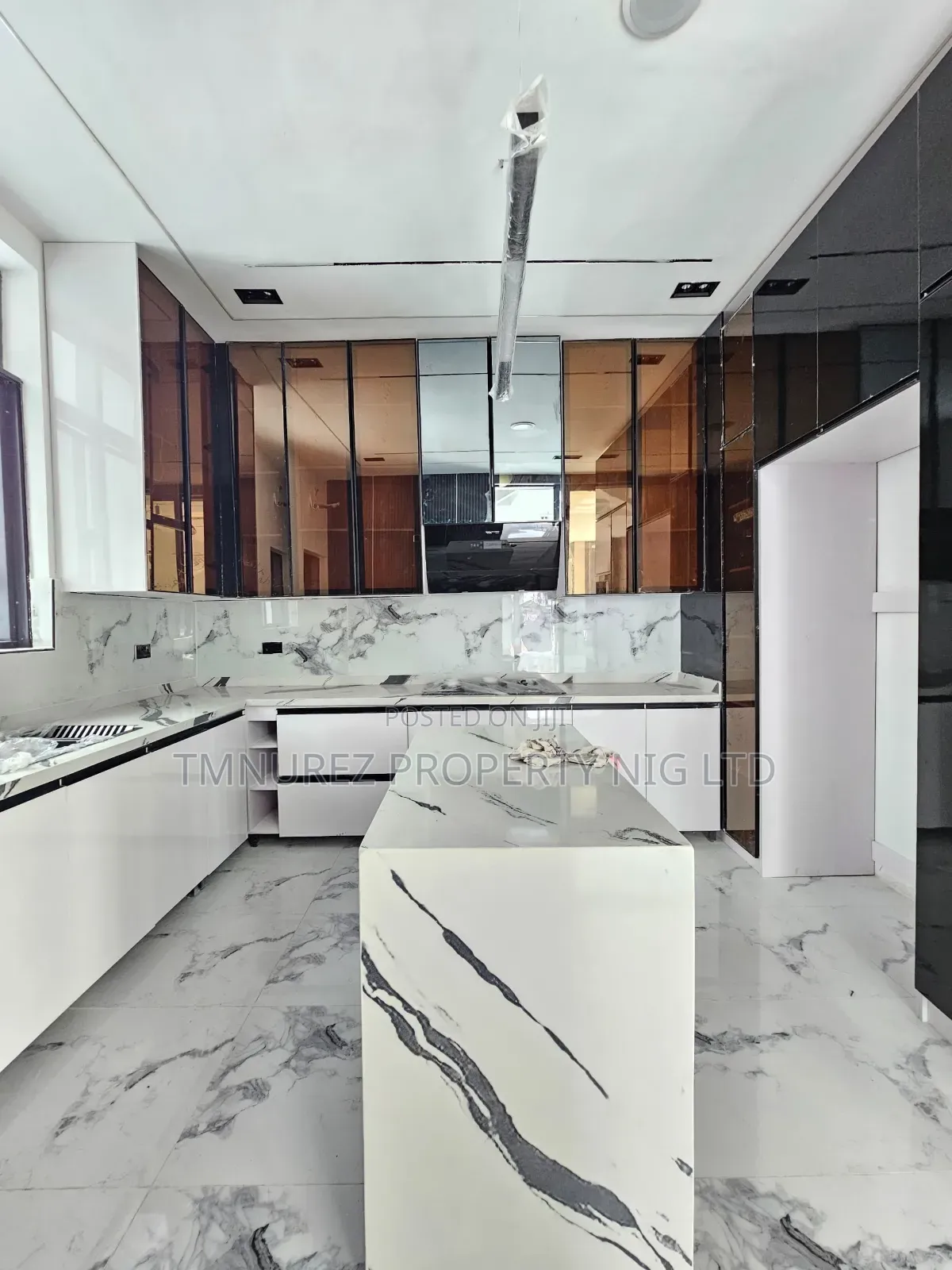 3bdrm Duplex in Lekki County Home, Ikota for sale