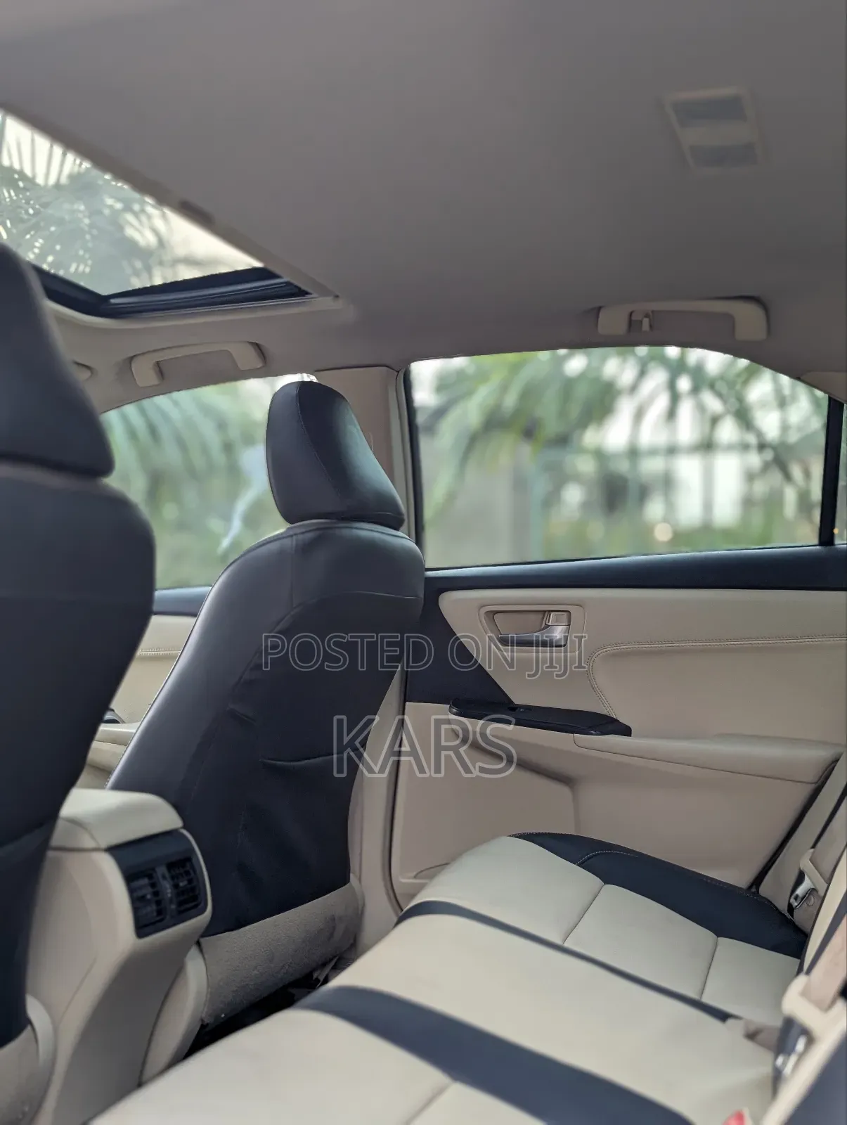 Toyota Camry XLE 4dr Sedan (3.5L 6cyl 6A) 2015 Gold