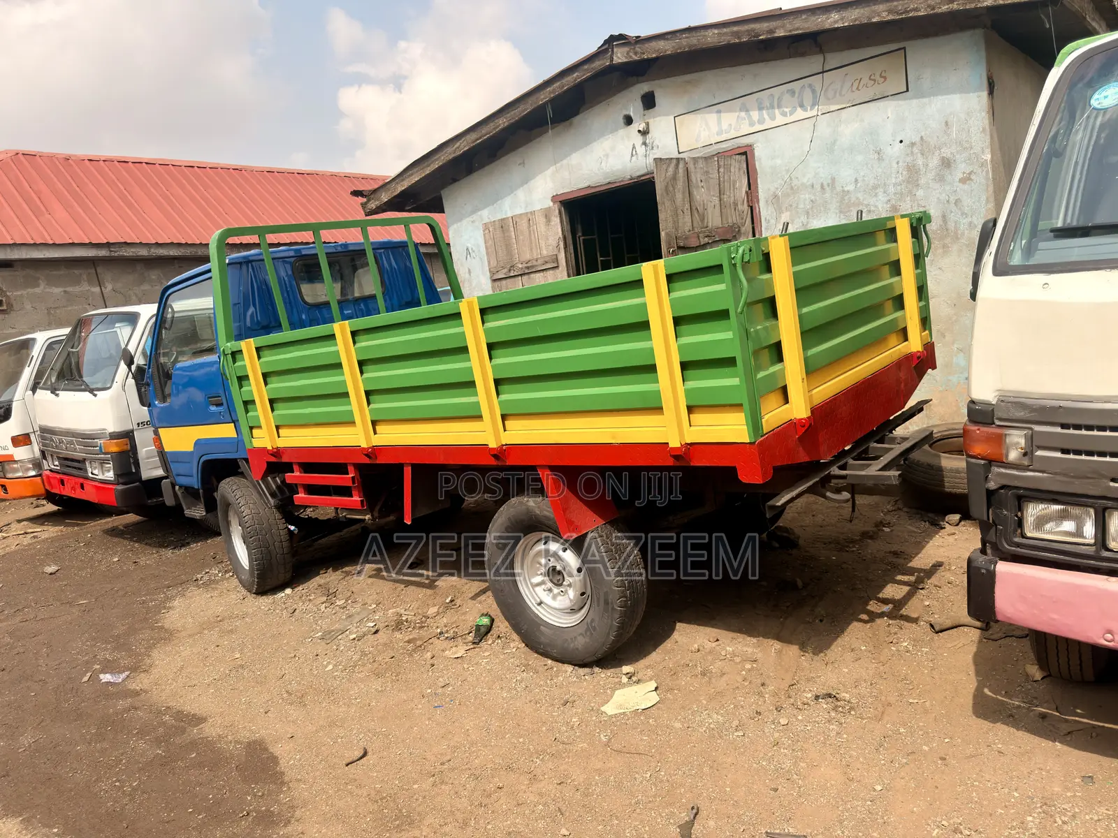 Toyota Dyna 150 Normal Hand Old Model Rigid Truck