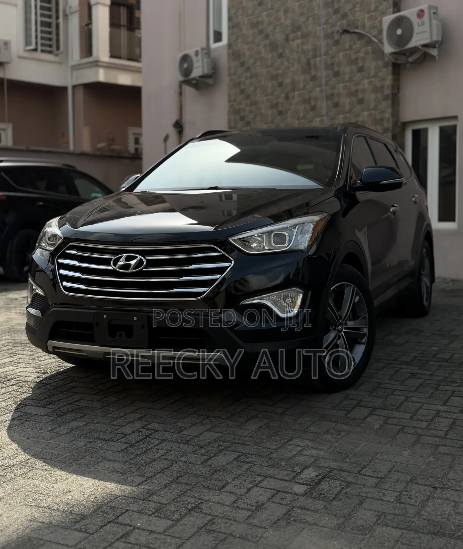 Hyundai Santa Fe Limited 4dr SUV AWD (3.3L 6cyl 6A) 2015 Black