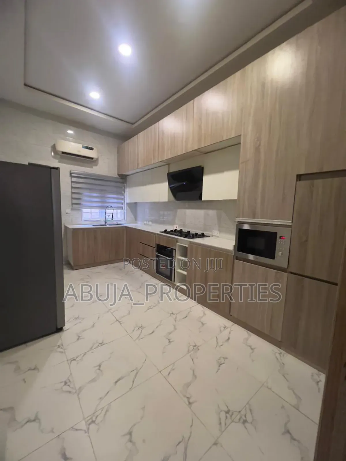 3bdrm Duplex in Jabi for sale