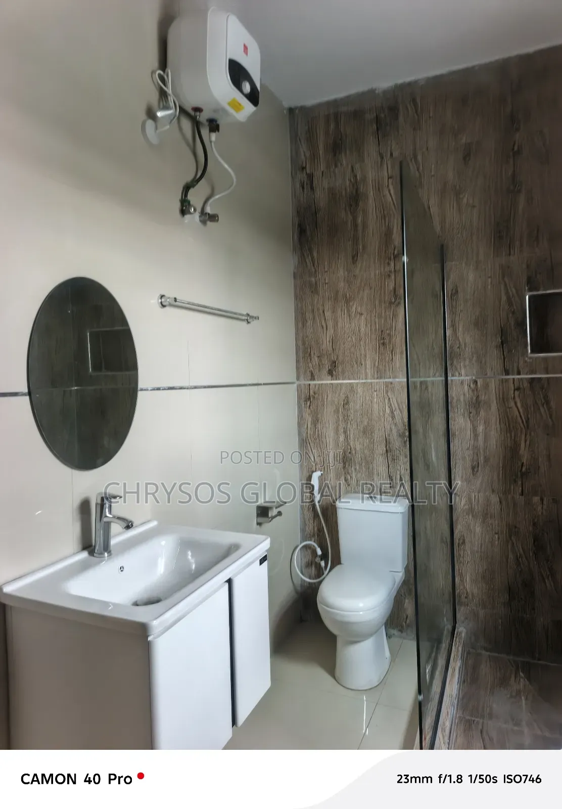 5bdrm Bungalow in Okebadan Estate, for sale