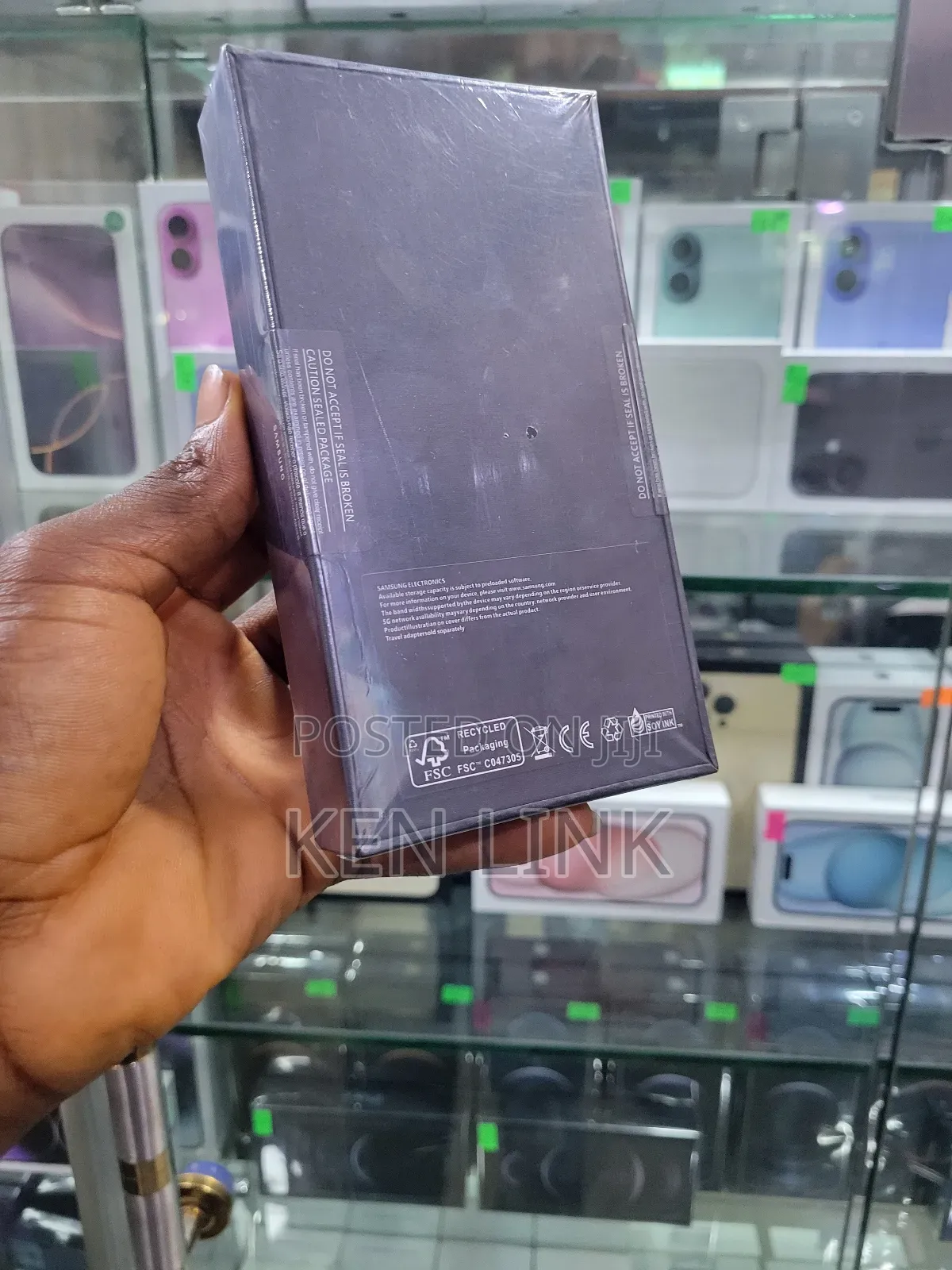 New Samsung Galaxy S22 5G 256 GB Black