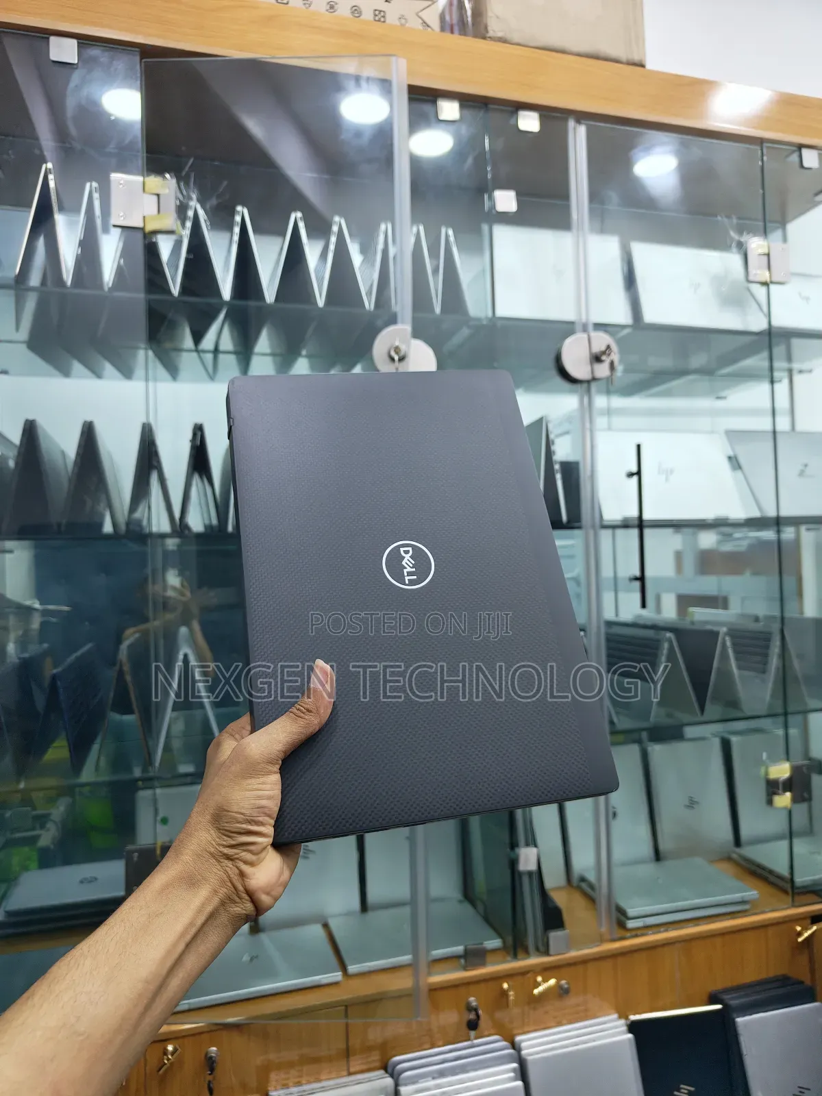 Laptop Dell Latitude 7400 8GB Intel Core i7 SSD 256GB
