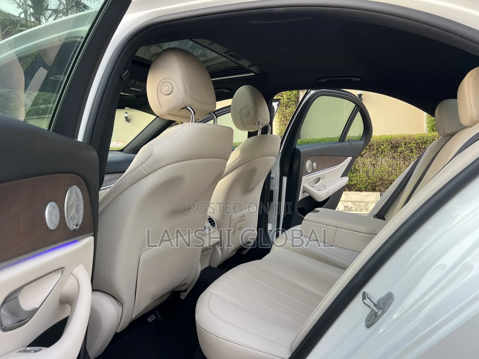 Mercedes-Benz E300 4Matic AWD Sedan (2.0L 4cyl 9A) 2017 White