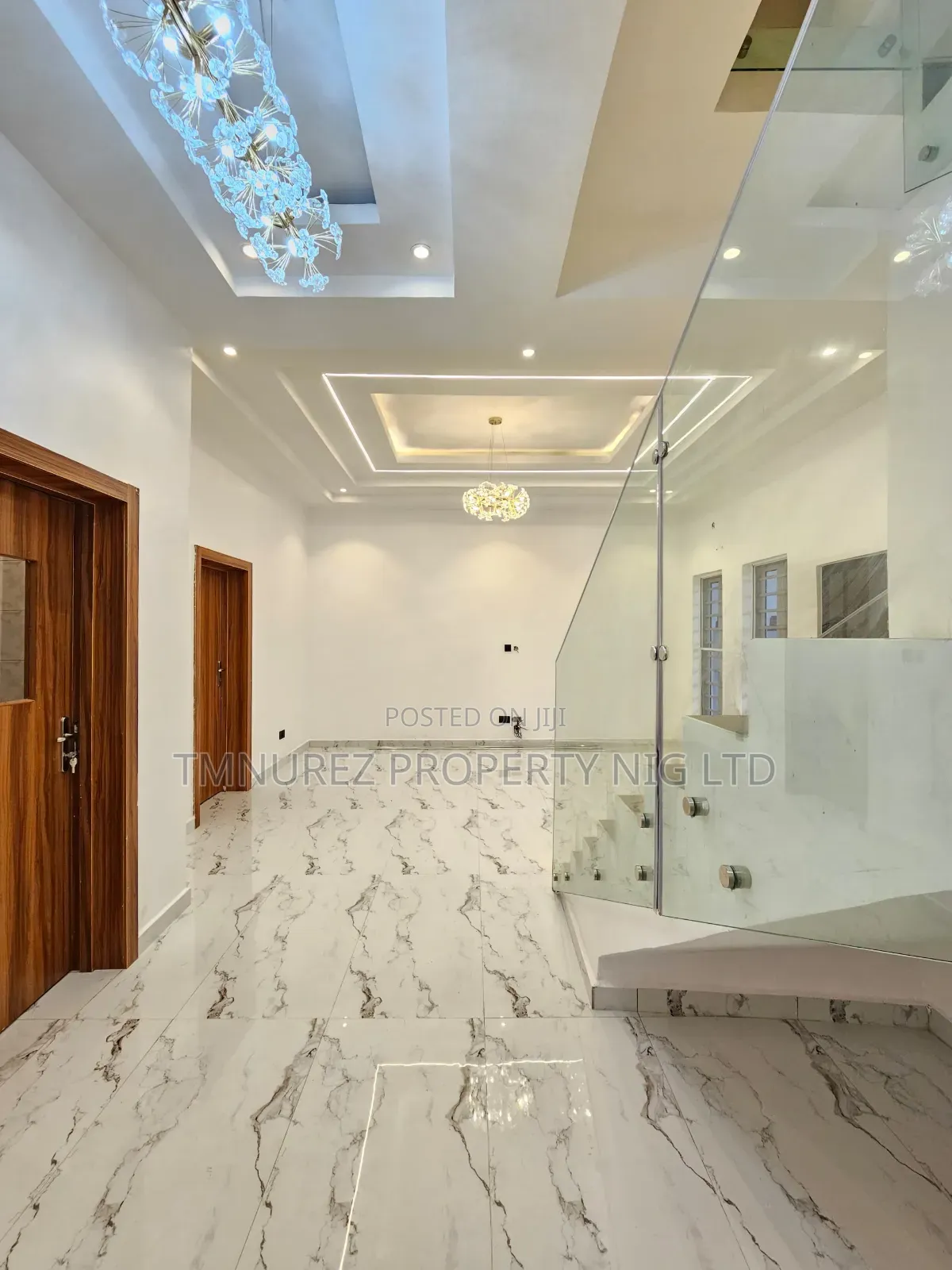 3bdrm Duplex in Orchild, Chevron for sale