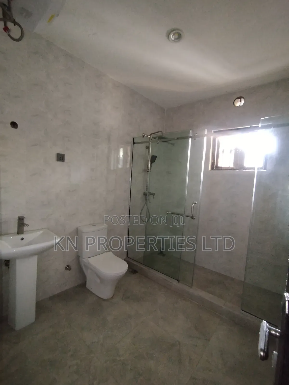 4bdrm Duplex in Katampe District for sale