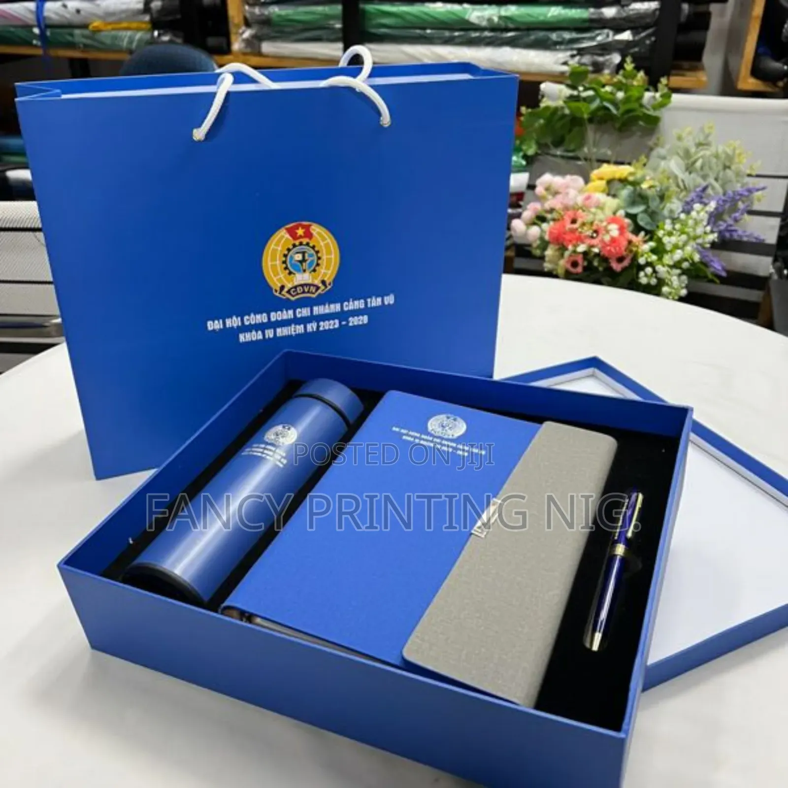 Premium Corporate Business Gift Items – Custom Branding Available