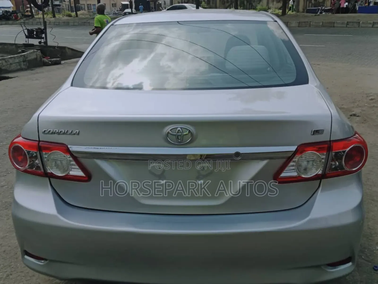 Toyota Corolla 2011 Silver
