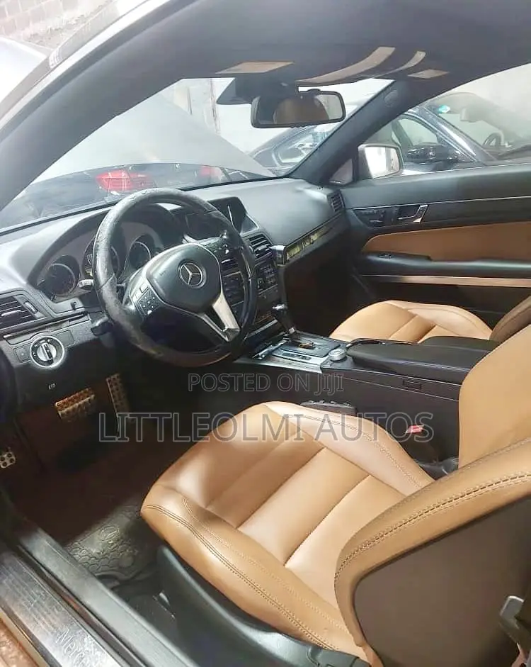 Mercedes-Benz E350 Base 2dr 4Matic Coupe AWD (3.5L 6cyl 7A) 2012 Gray