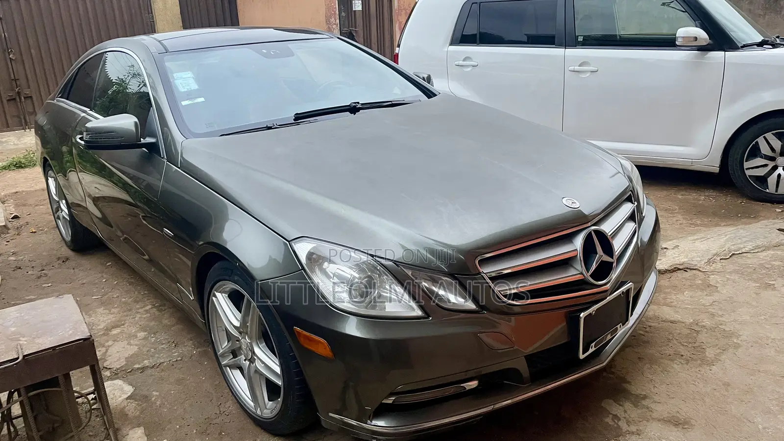 Mercedes-Benz E350 Base 2dr 4Matic Coupe AWD (3.5L 6cyl 7A) 2012 Gray