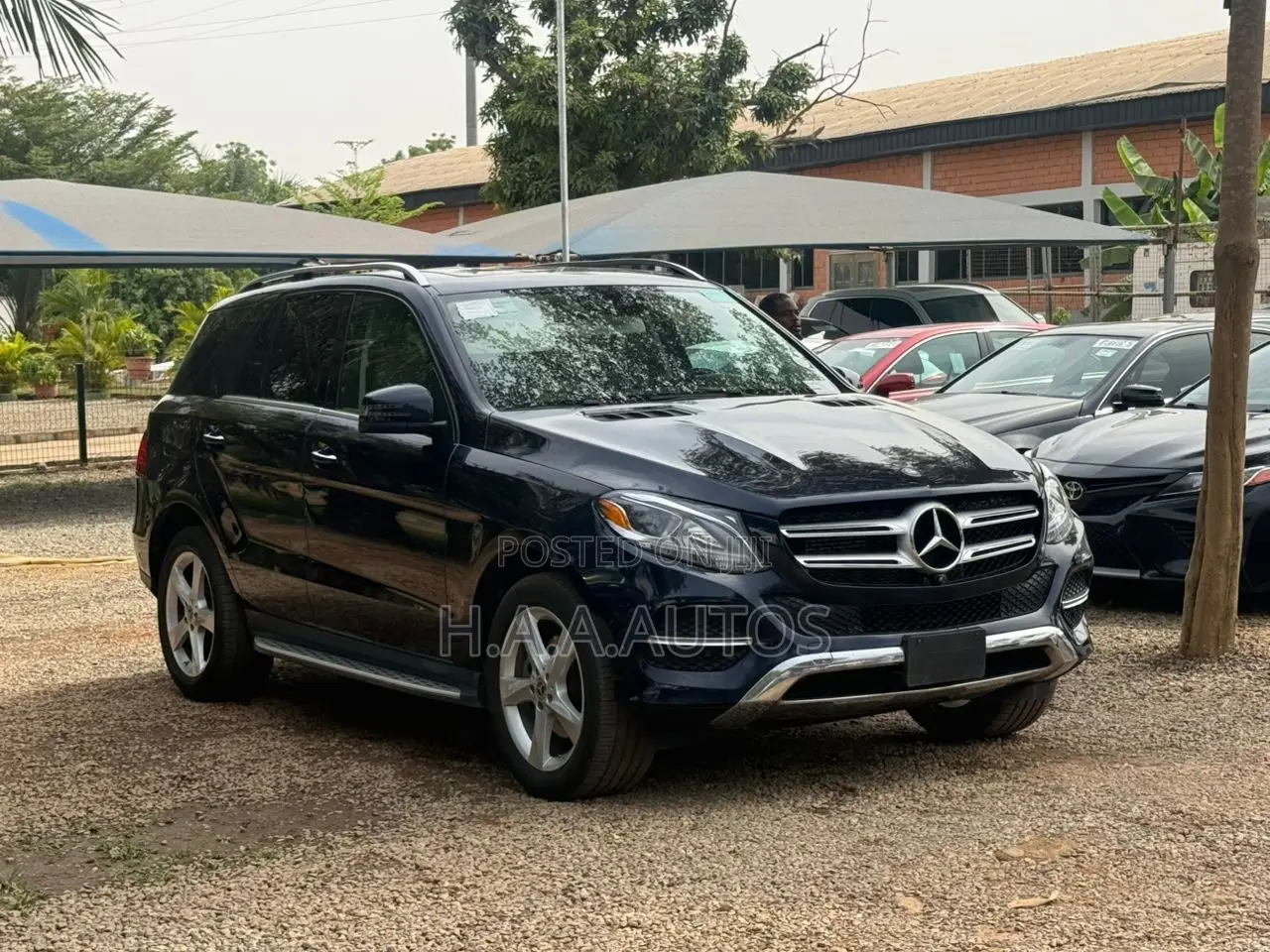 Mercedes-Benz GLE-Class 2018 Blue