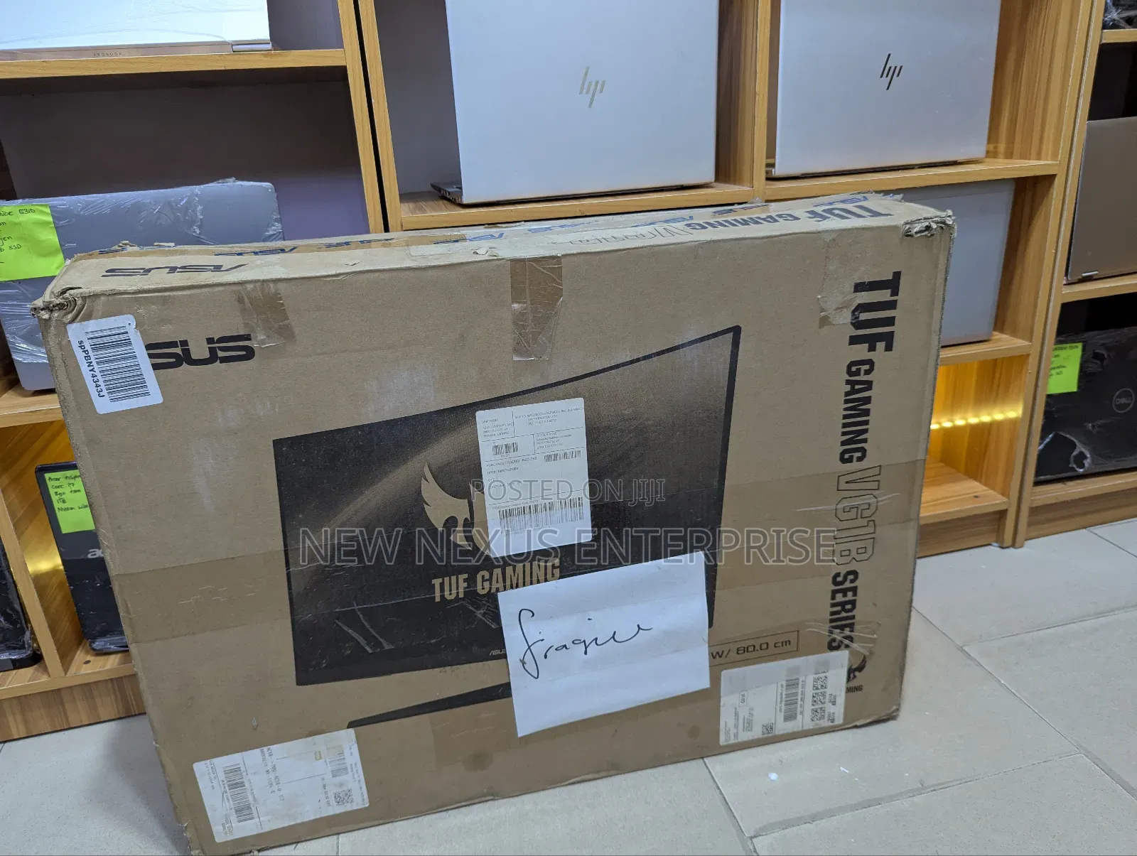 Asus Tuf Gaming Curved Monitor, 31.6 Inch, 165hz