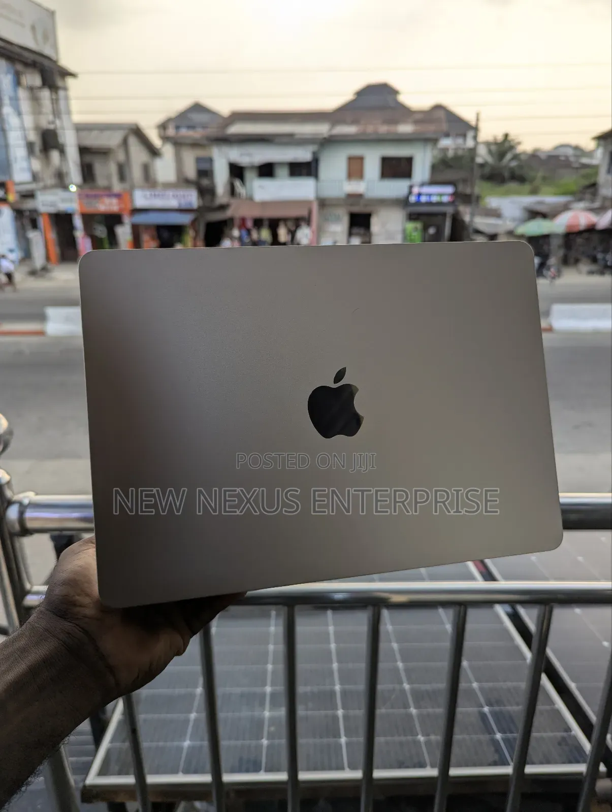 Laptop Apple MacBook Air 2022 M2 8GB Apple M2 SSD 256GB