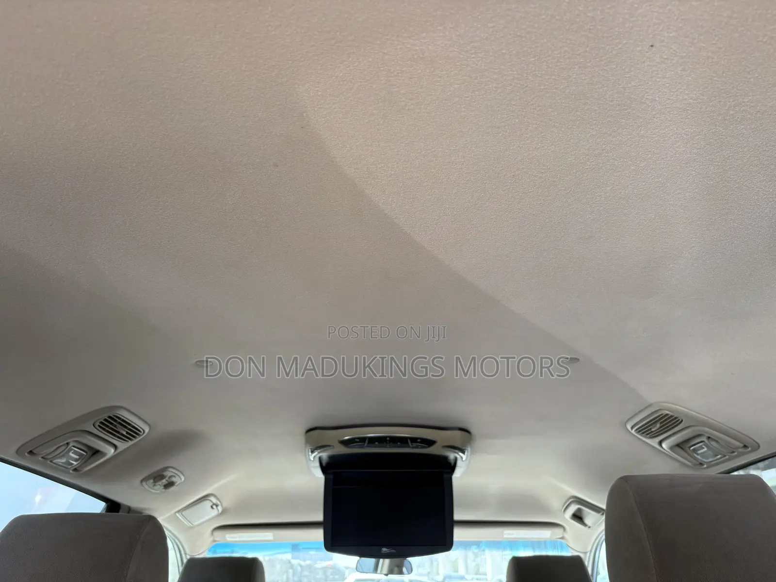 Toyota Sienna LE FWD (3.3L V6 5A) 2004 White