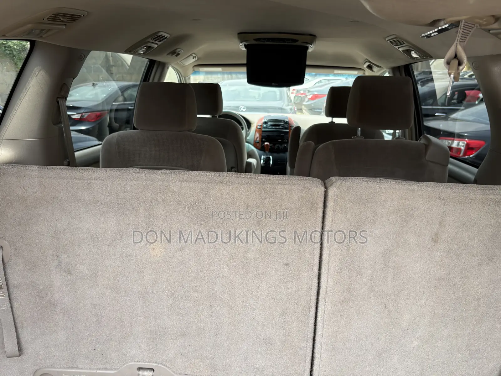 Toyota Sienna LE FWD (3.3L V6 5A) 2004 White