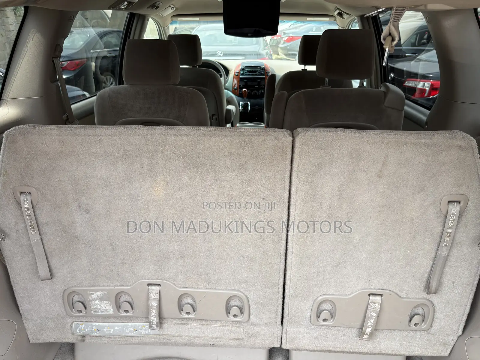 Toyota Sienna LE FWD (3.3L V6 5A) 2004 White